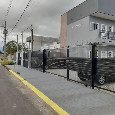 Loft9 Completo Ar Cond Canais Assinat Garagem Prox Aparecida E Industrias Pindamonhangaba Exterior photo