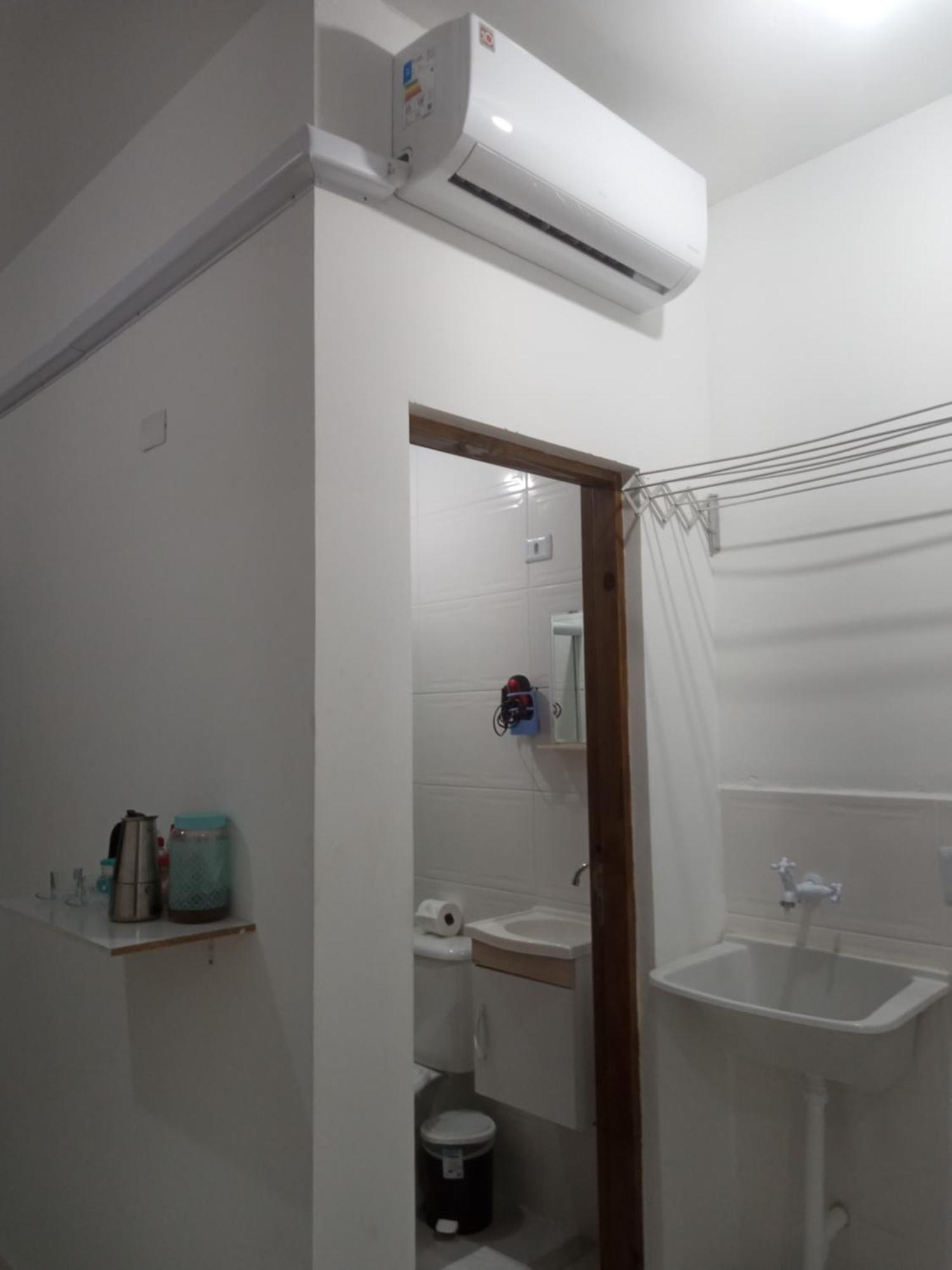 Apartment Loft9 Completo Ar Cond Canais Assinat Garagem Prox Aparecida E Industrias